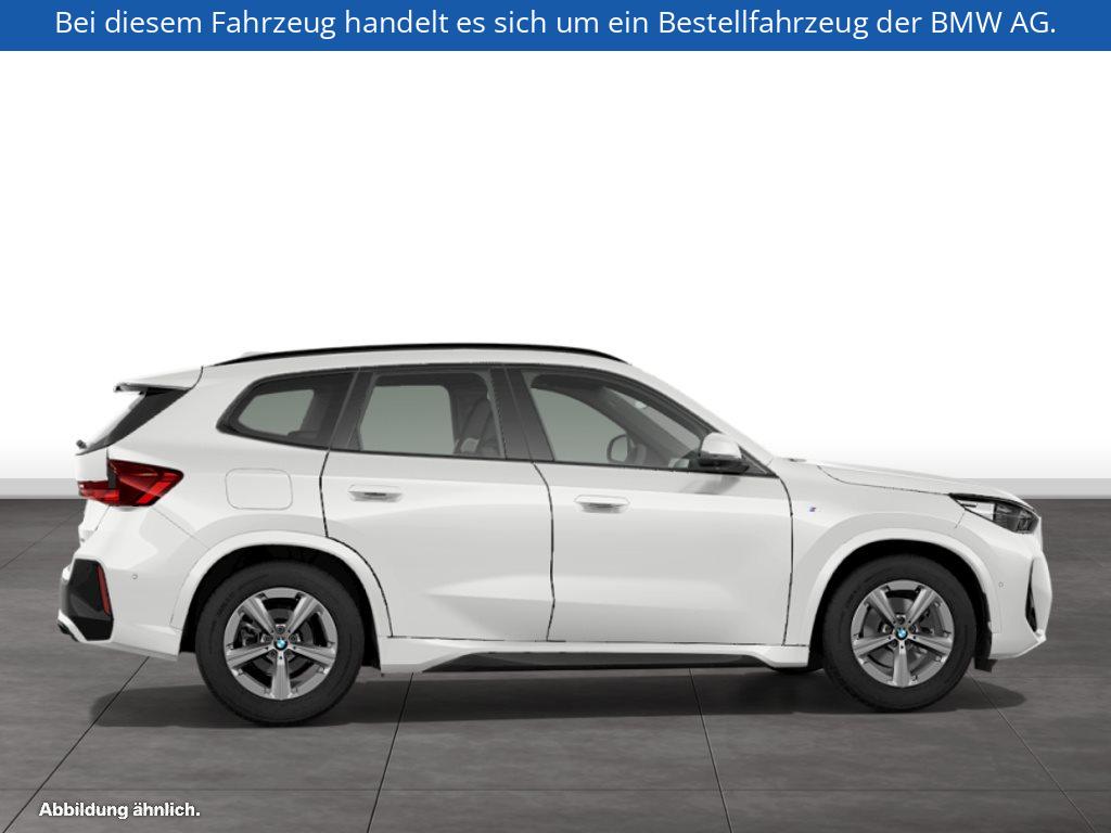 Fahrzeugabbildung BMW X1 sDrive20i