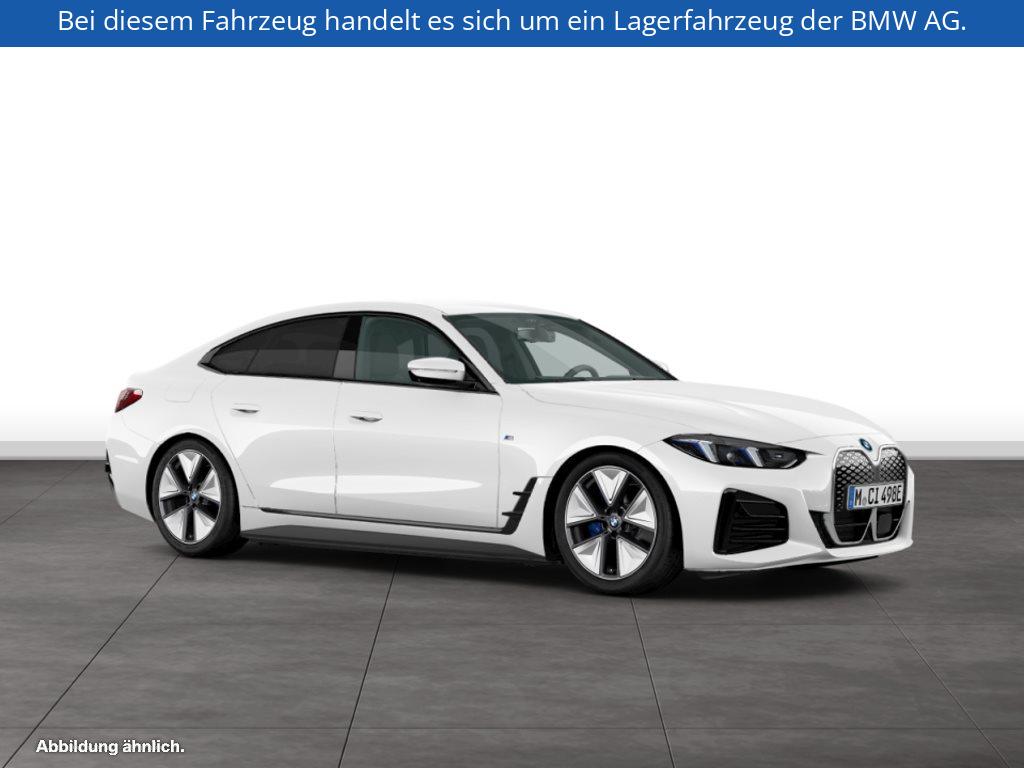Fahrzeugabbildung BMW i4 xDrive40 Gran Coupé