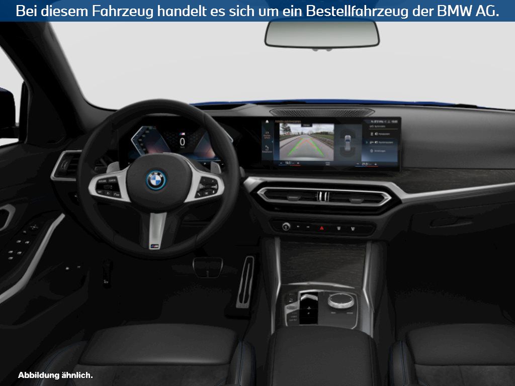 Fahrzeugabbildung BMW 330e Touring