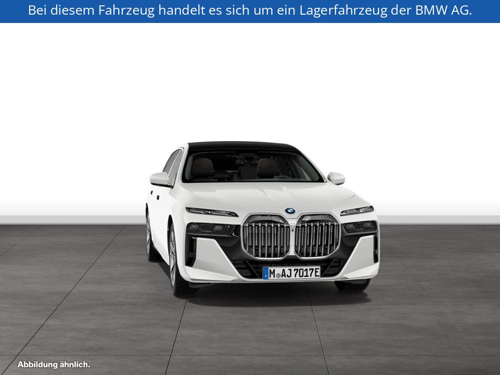 Fahrzeugabbildung BMW 750e xDrive Limousine