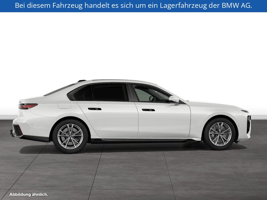 Fahrzeugabbildung BMW 750e xDrive Limousine