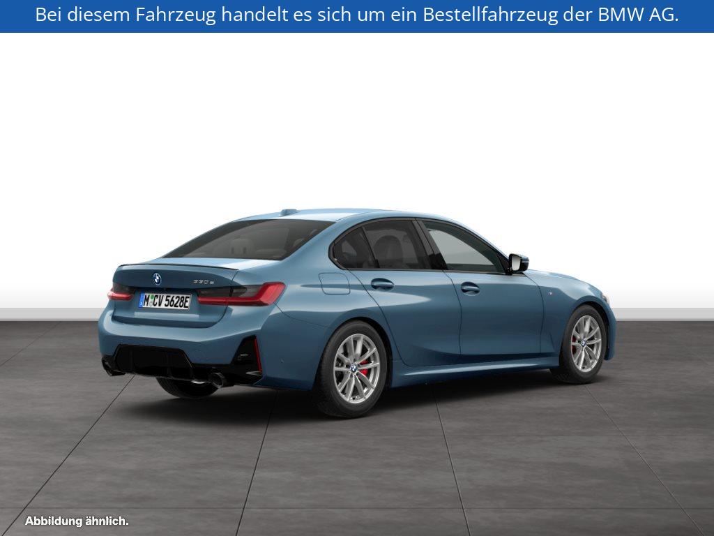 Fahrzeugabbildung BMW 330e Limousine