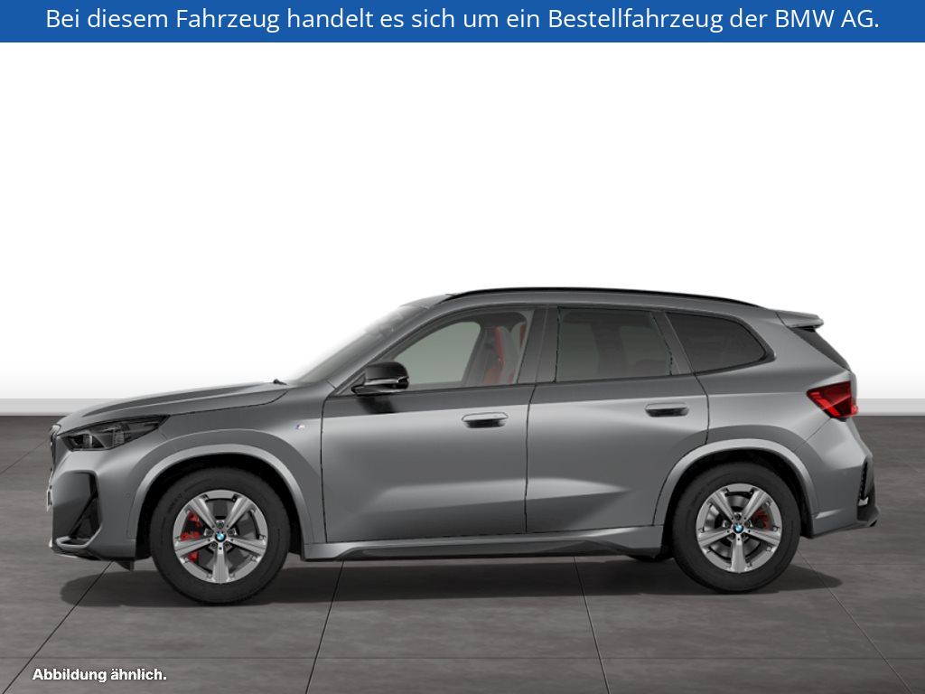 Fahrzeugabbildung BMW X1 M35i xDrive