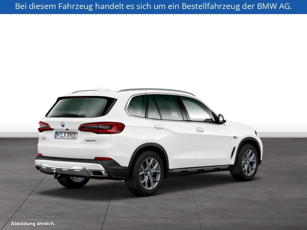 Fahrzeugabbildung BMW X5 xDrive45e