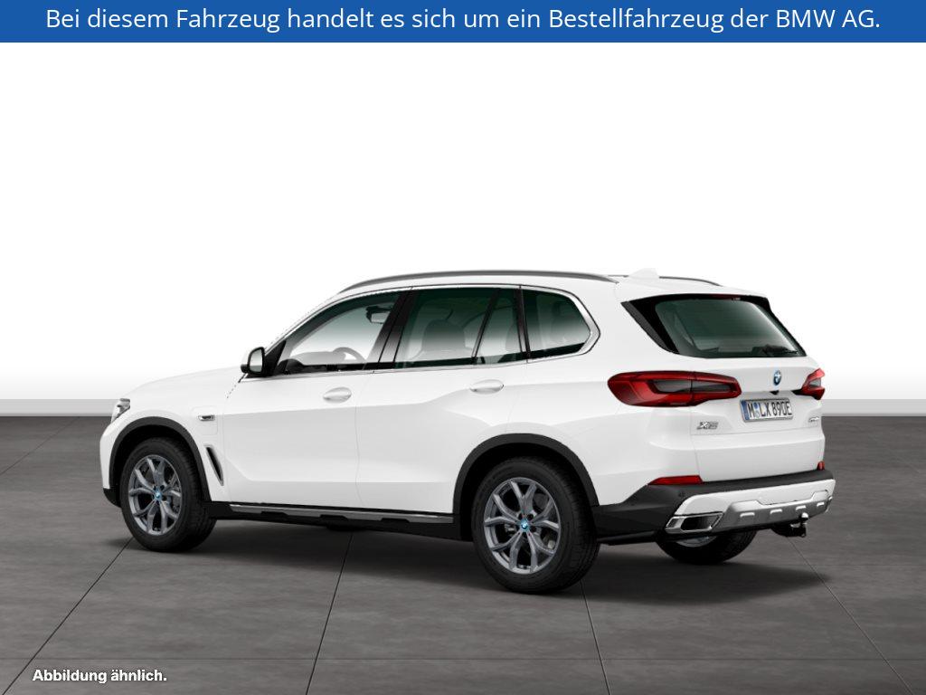 Fahrzeugabbildung BMW X5 xDrive45e