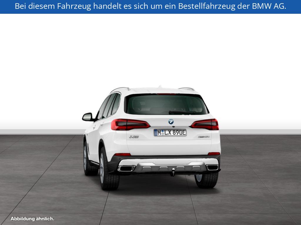 Fahrzeugabbildung BMW X5 xDrive45e