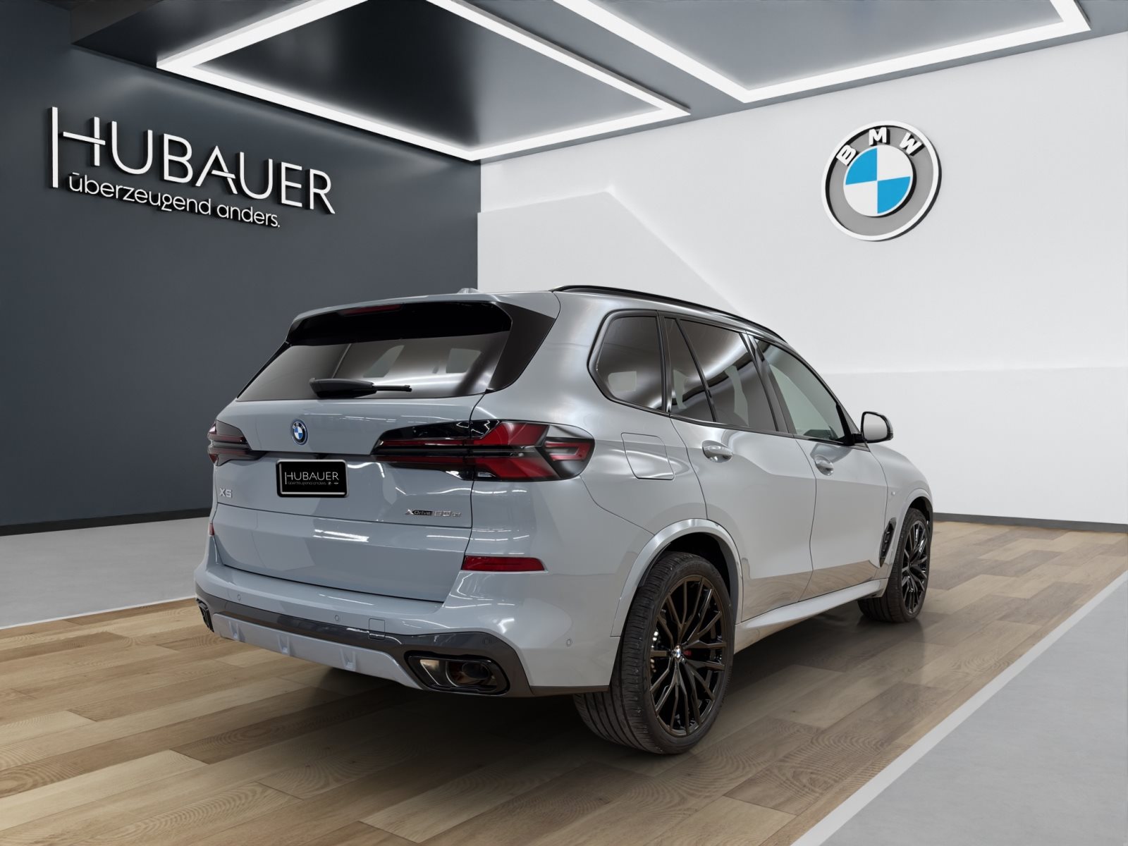 Fahrzeugabbildung BMW X5 xDrive50e [M Sport Pro, HUD, AHK, ACC, 22 LMR]
