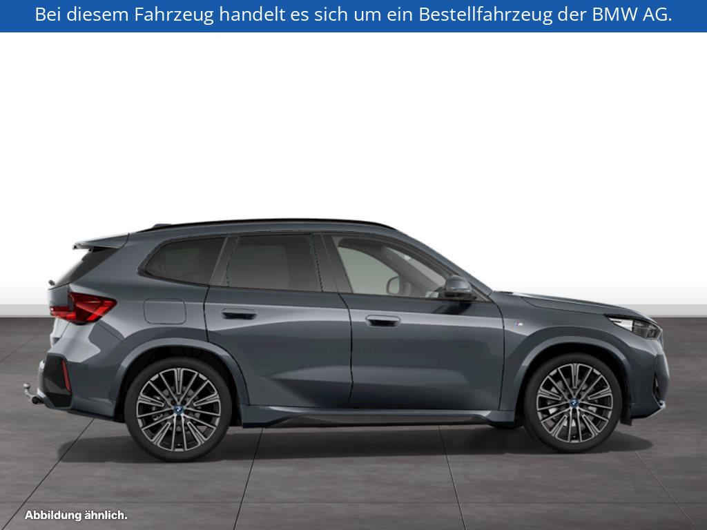 Fahrzeugabbildung BMW iX1 eDrive20