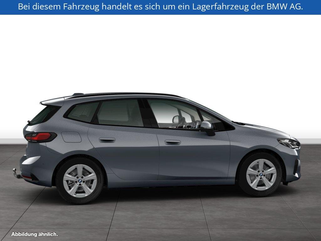 Fahrzeugabbildung BMW 220i Active Tourer