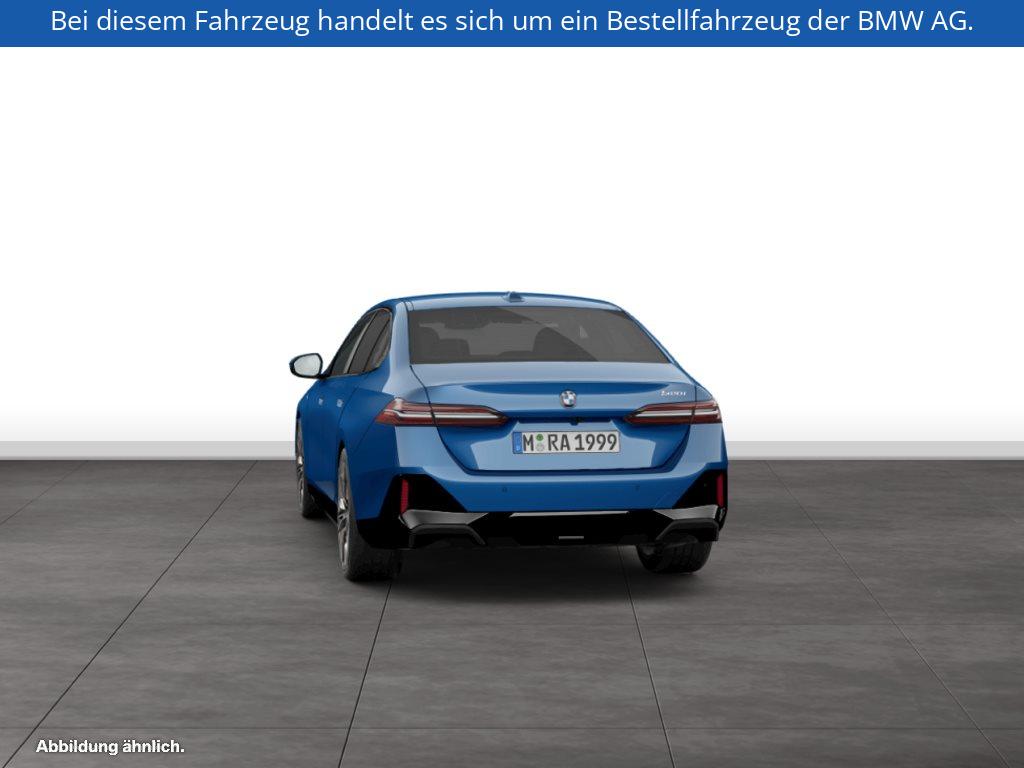 Fahrzeugabbildung BMW 520i Limousine