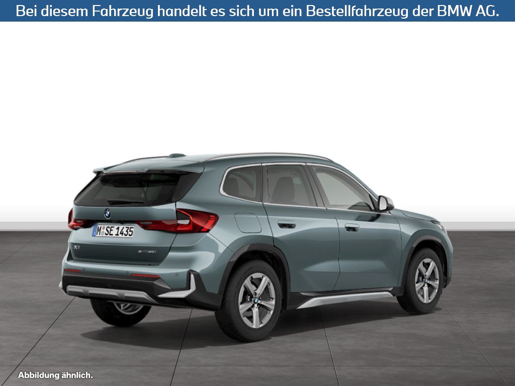 Fahrzeugabbildung BMW X1 sDrive20i