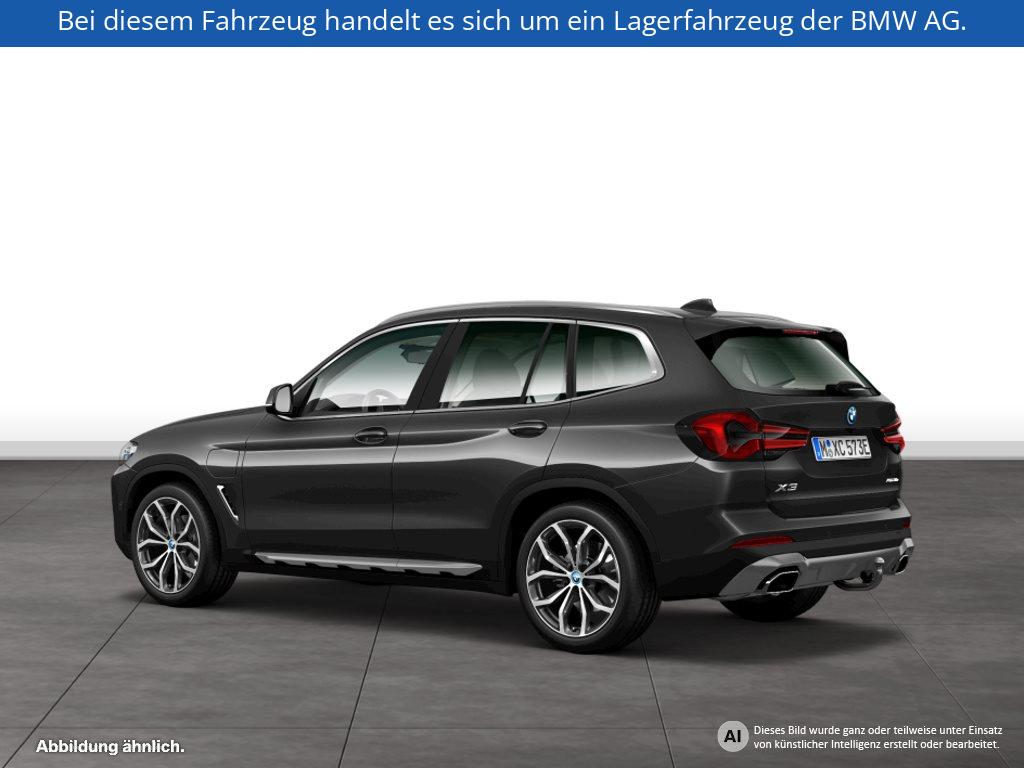 Fahrzeugabbildung BMW X3 xDrive30e