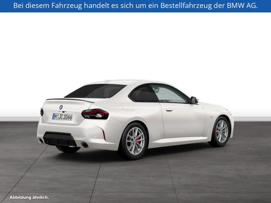Fahrzeugabbildung BMW 218i Coupé