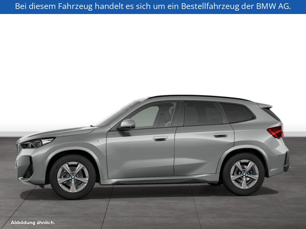 Fahrzeugabbildung BMW X1 sDrive20i
