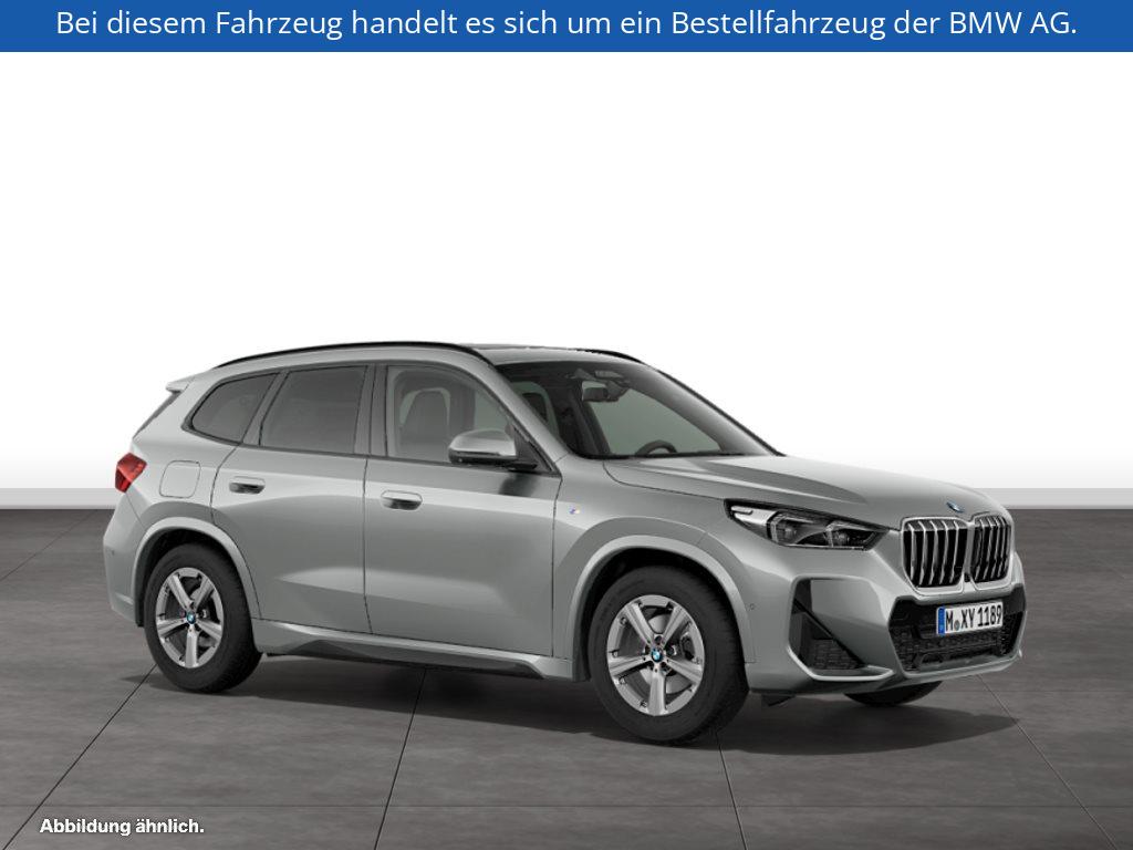 Fahrzeugabbildung BMW X1 sDrive20i
