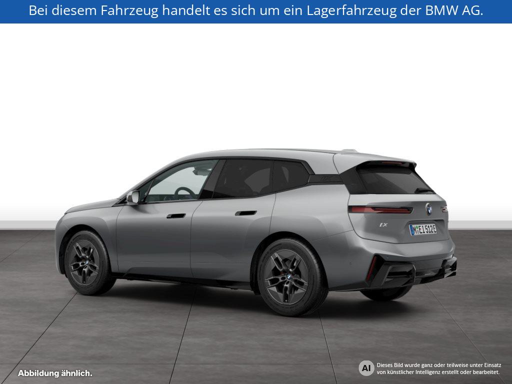 Fahrzeugabbildung BMW iX xDrive60