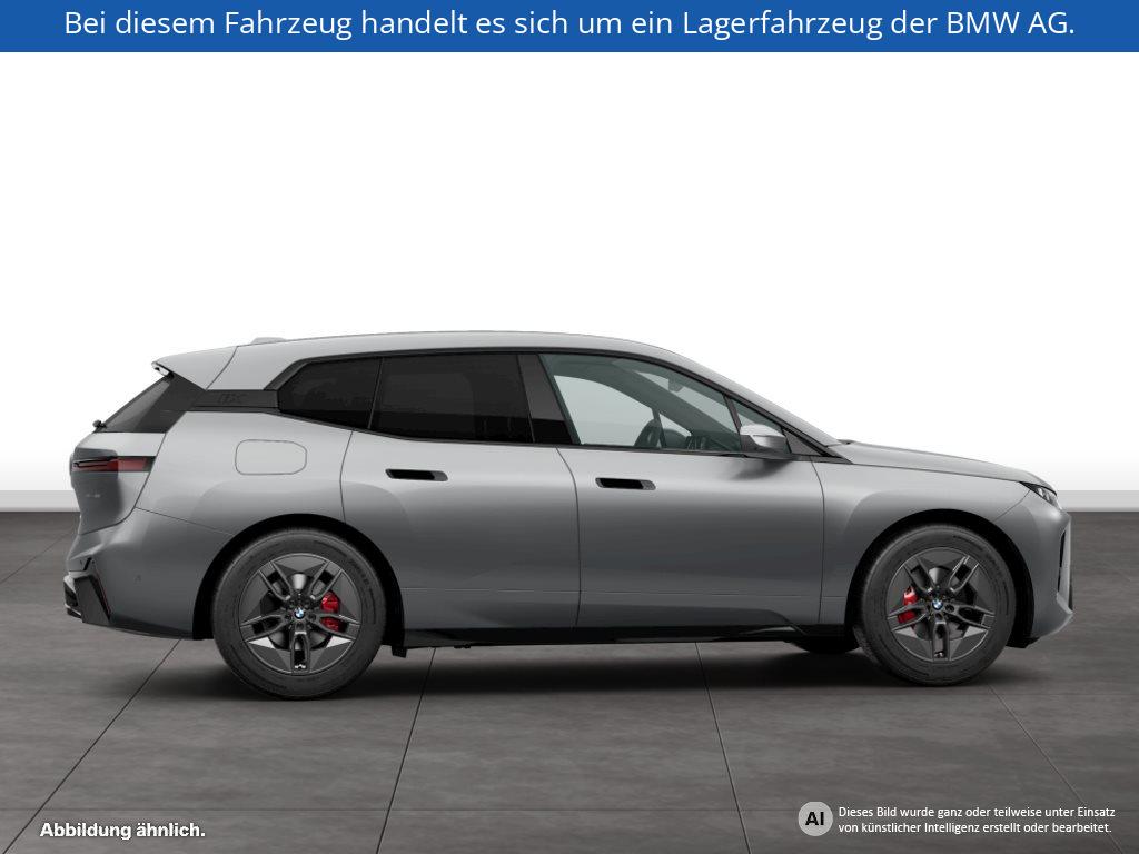 Fahrzeugabbildung BMW iX xDrive60
