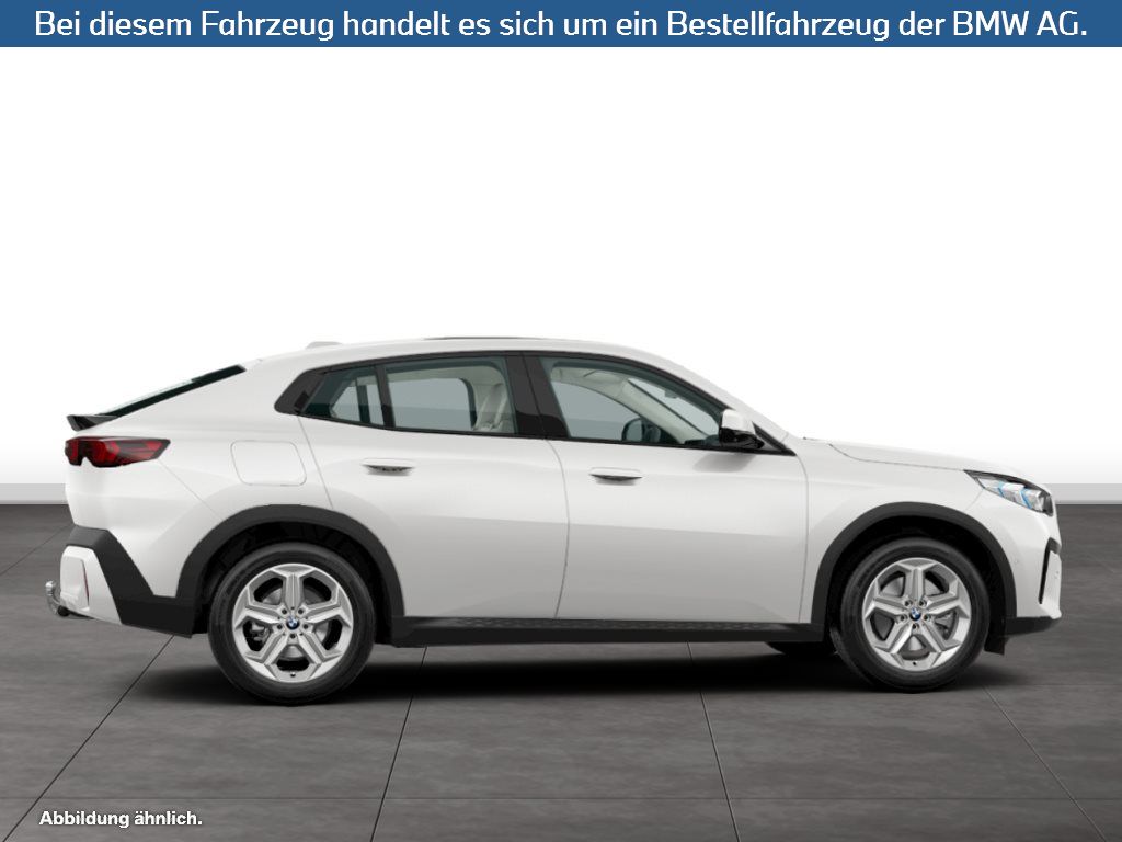 Fahrzeugabbildung BMW X2 sDrive20i