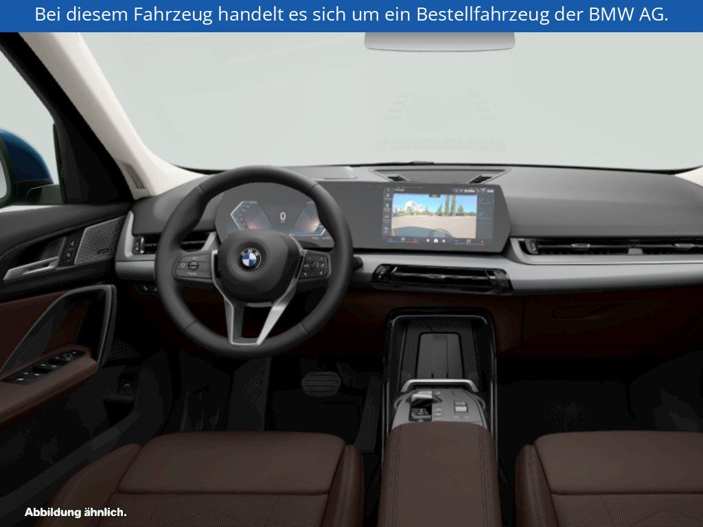 Fahrzeugabbildung BMW X1 sDrive20i