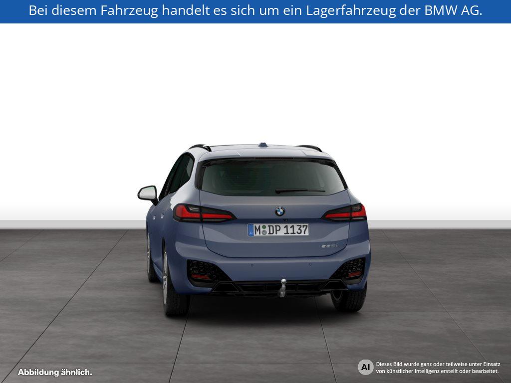 Fahrzeugabbildung BMW 220i Active Tourer