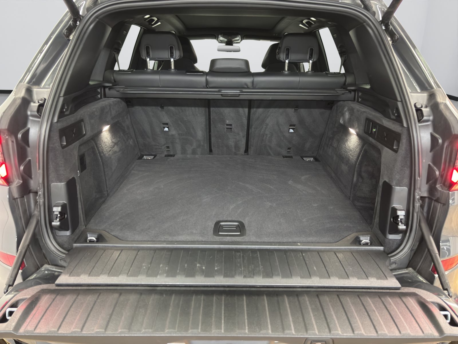 Fahrzeugabbildung BMW X5 xDrive40d [M Sport, Laser, DA Prof., AHK]