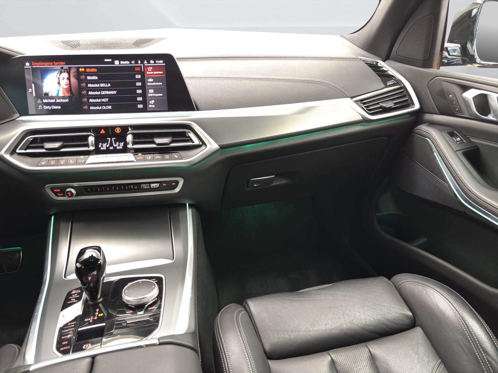 Fahrzeugabbildung BMW X5 xDrive40d [M Sport, Laser, DA Prof., AHK]