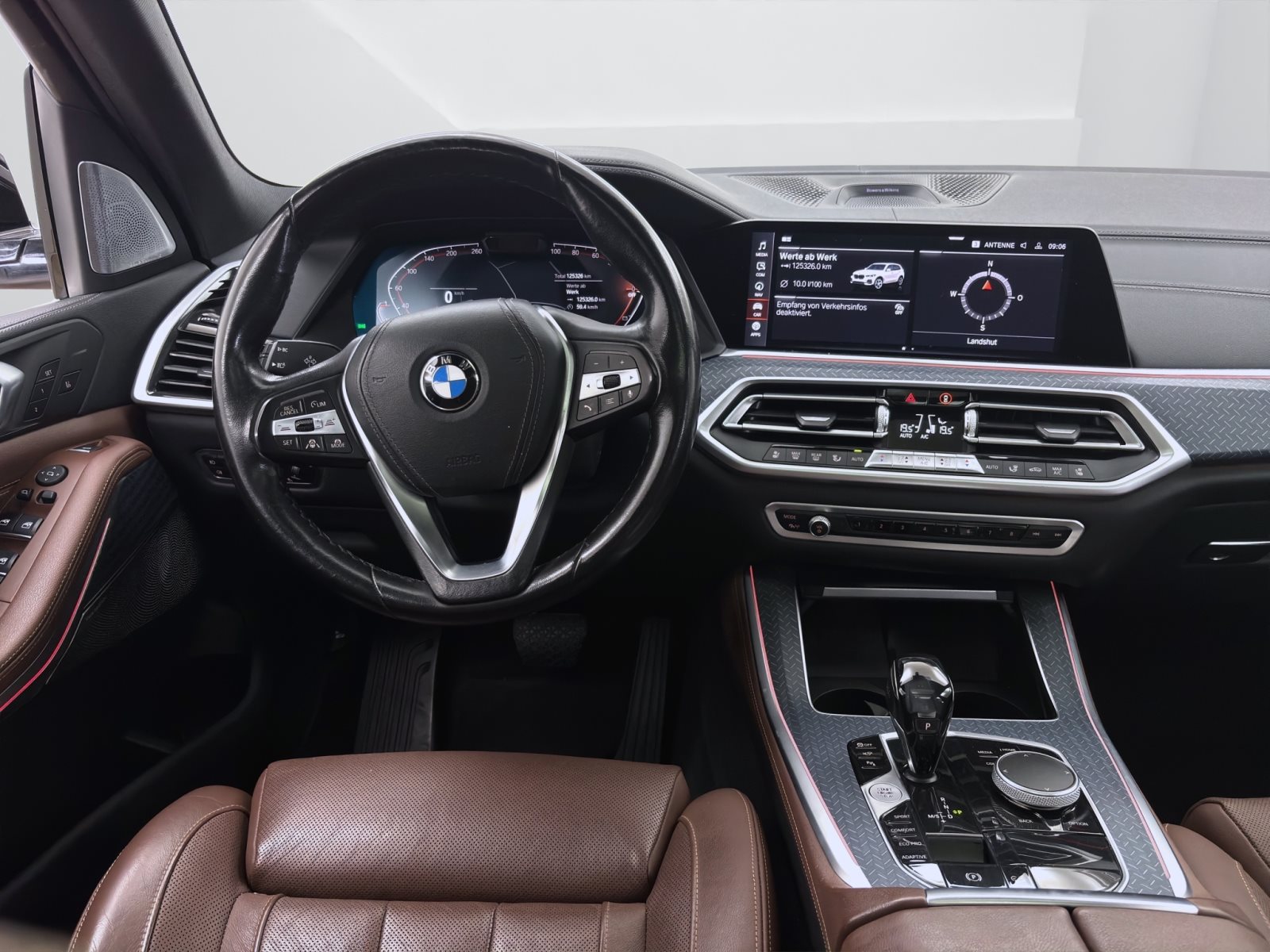 Fahrzeugabbildung BMW X5 xDrive30d [xLine, Laser, B&W Sound, AHK, HUD]