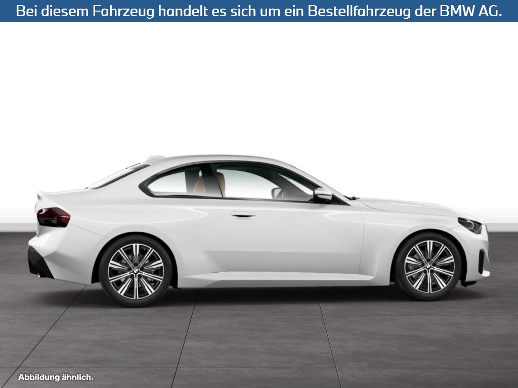 Fahrzeugabbildung BMW 218i Coupé