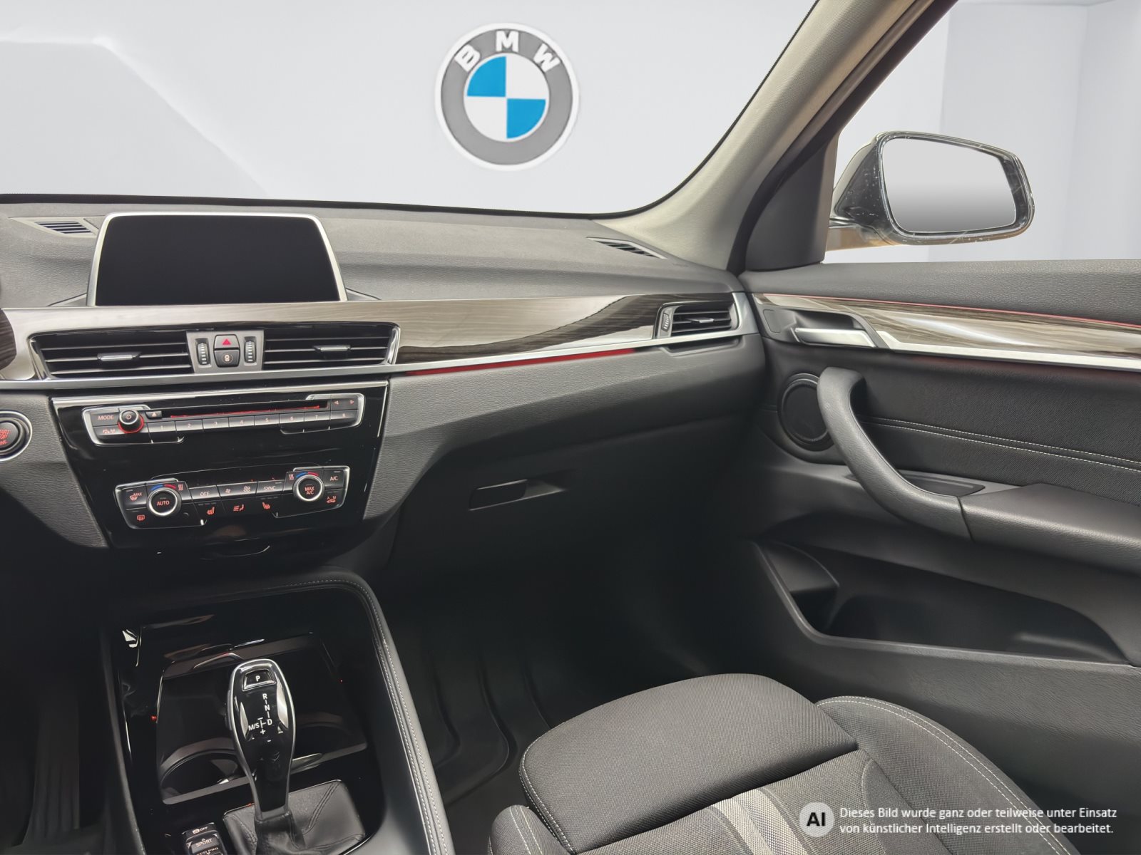 Fahrzeugabbildung BMW X1 sDrive18i Aut. [Sport Line, Navi, SHZ, PDC, LED, Sportsitze]