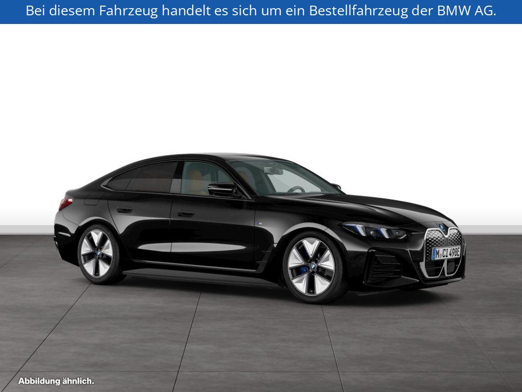Fahrzeugabbildung BMW i4 xDrive40 Gran Coupé