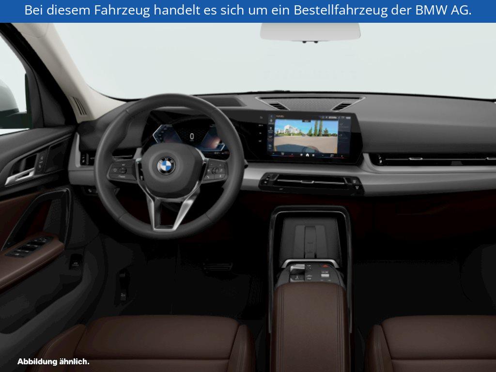 Fahrzeugabbildung BMW X2 sDrive20i