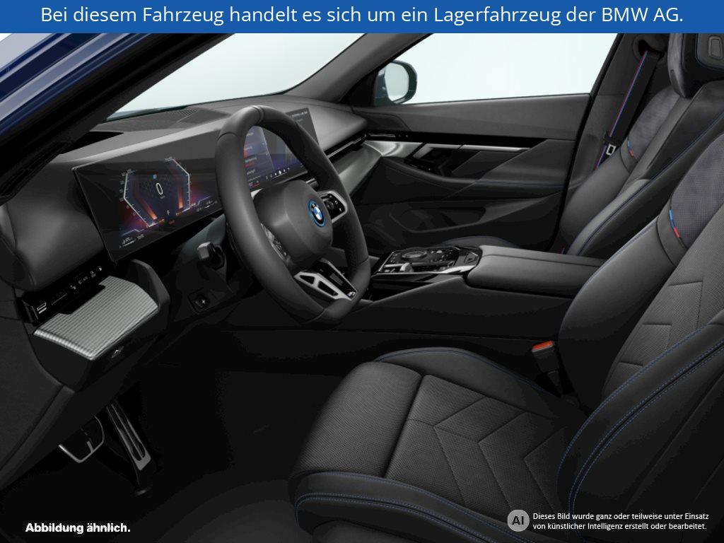 Fahrzeugabbildung BMW 550e xDrive Touring