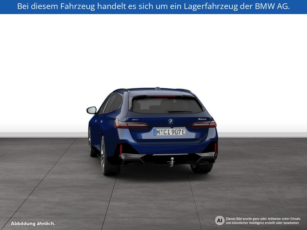 Fahrzeugabbildung BMW 550e xDrive Touring