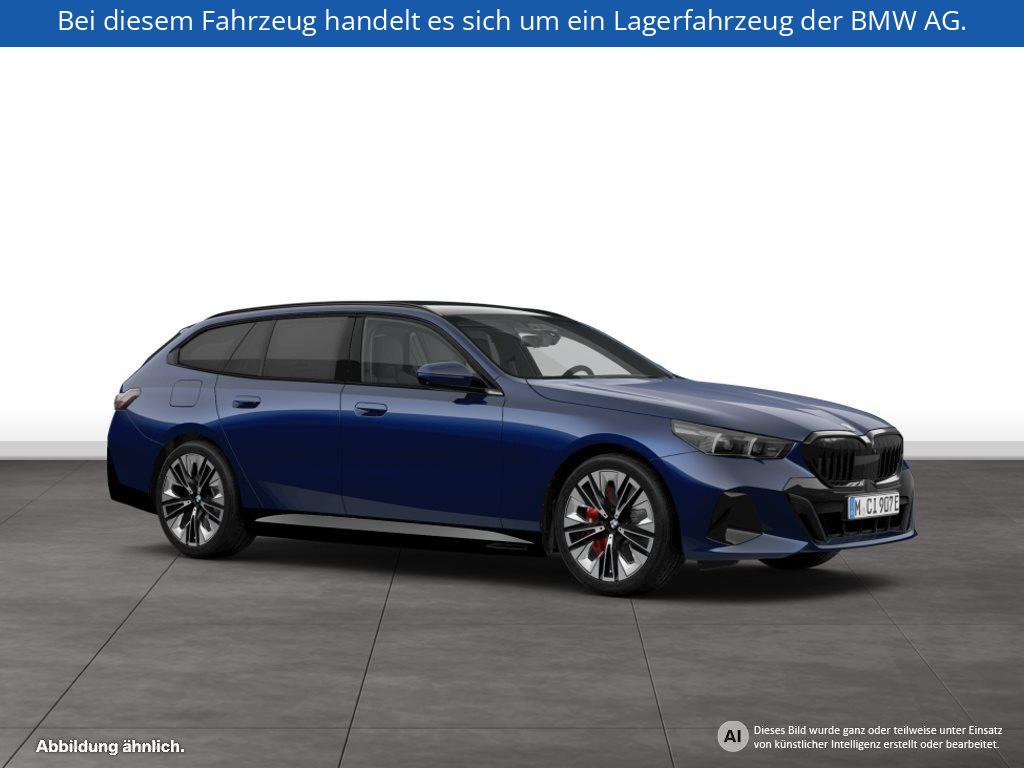Fahrzeugabbildung BMW 550e xDrive Touring