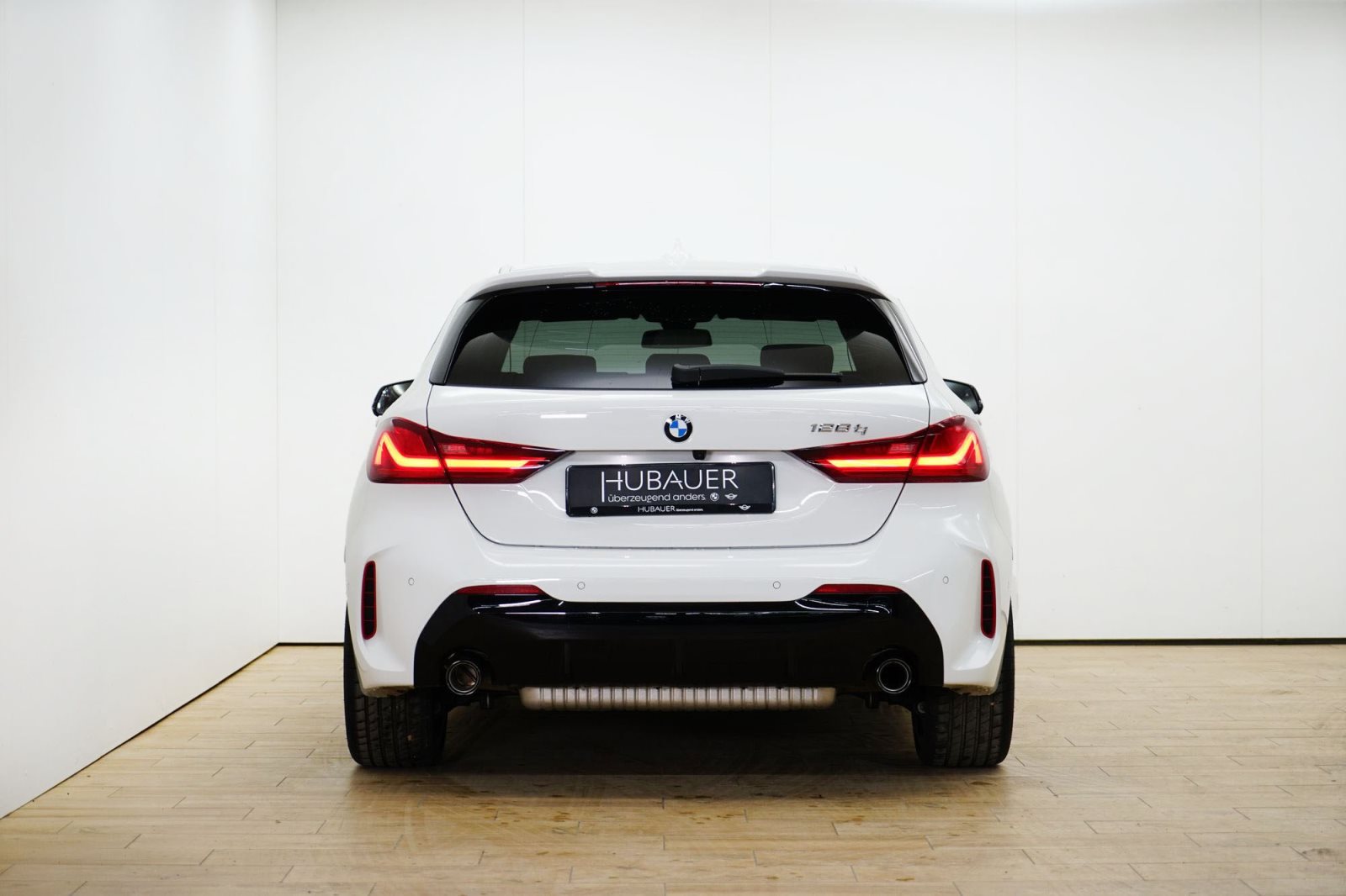 Fahrzeugabbildung BMW 128ti 5-Türer [M Sport, HUD, ACC, Pano]