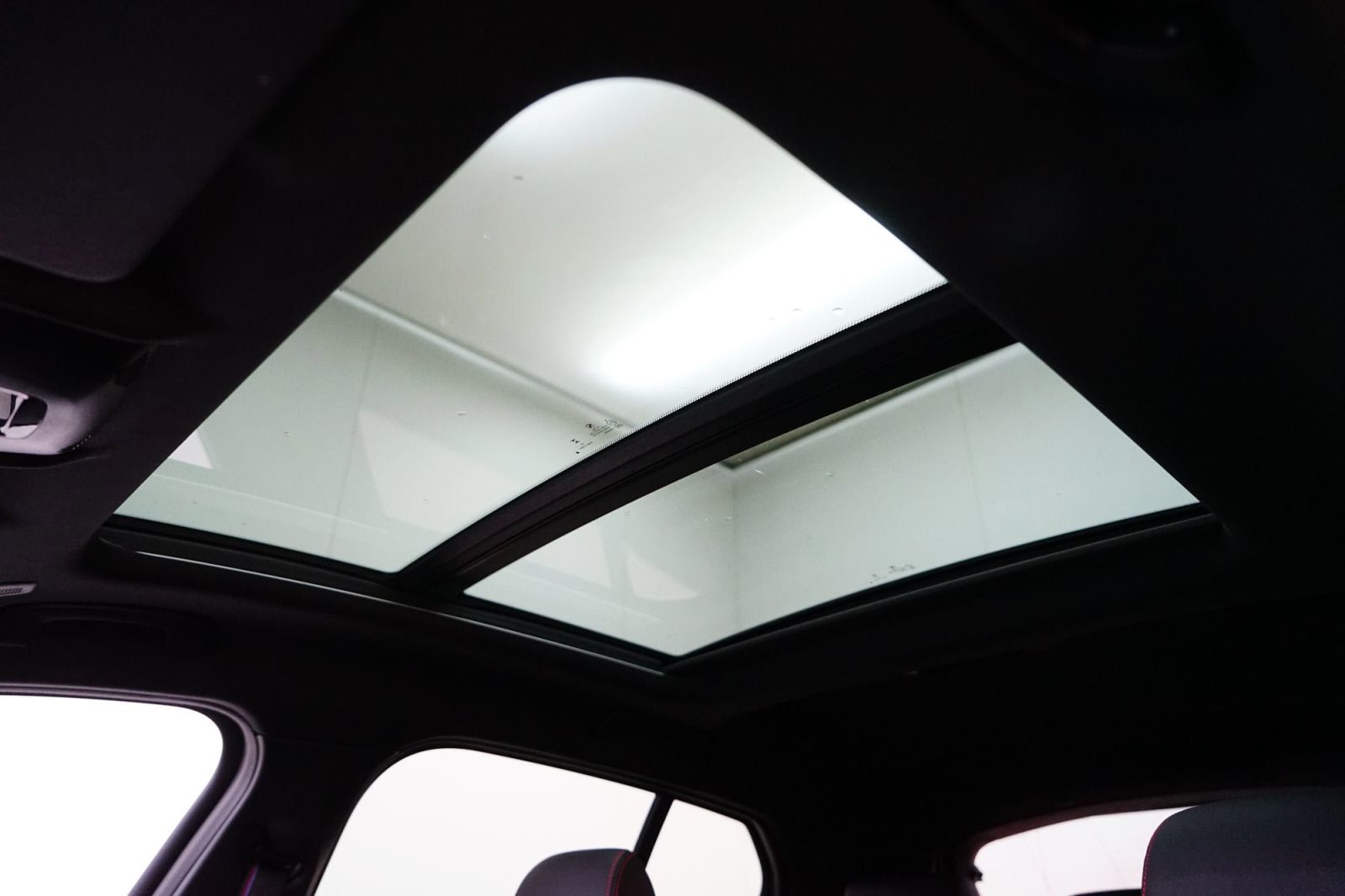 Fahrzeugabbildung BMW 128ti 5-Türer [M Sport, HUD, ACC, Pano]