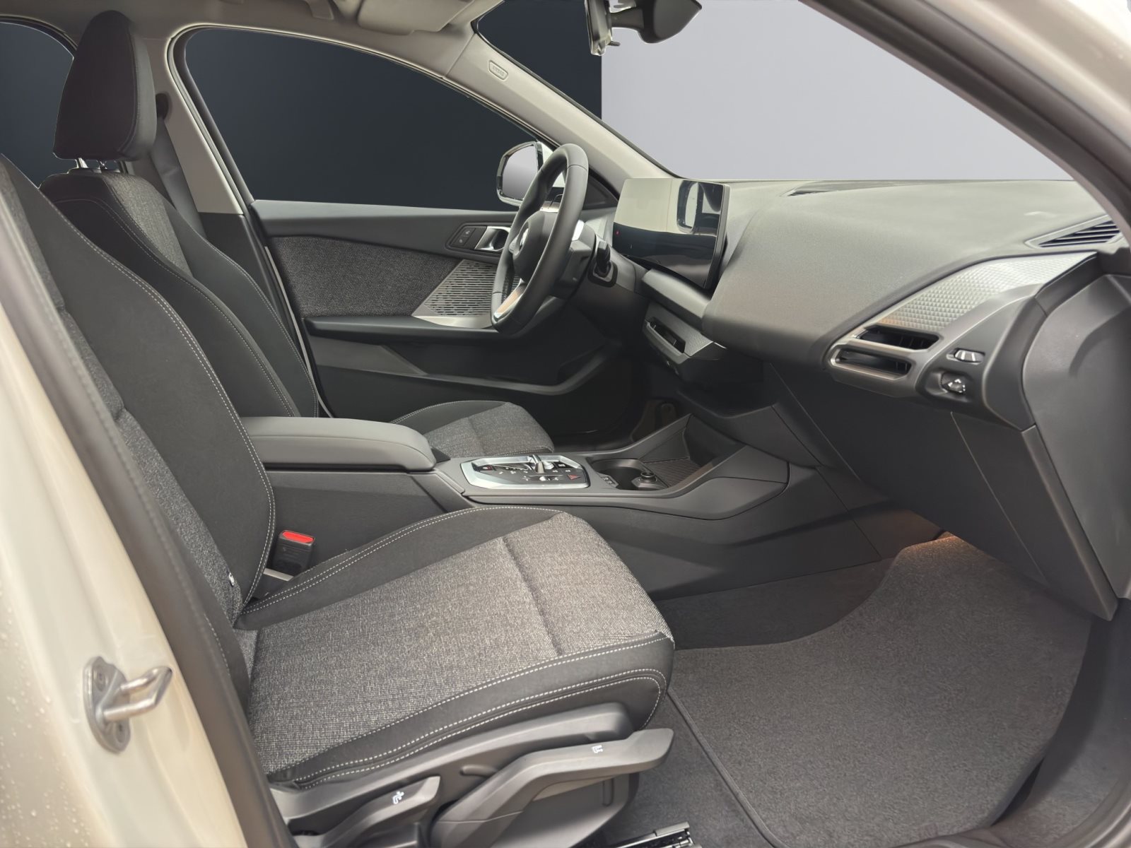 Fahrzeugabbildung BMW 120 [M Sport, Navi, 18 LMR, RFK, SHZ, LED]