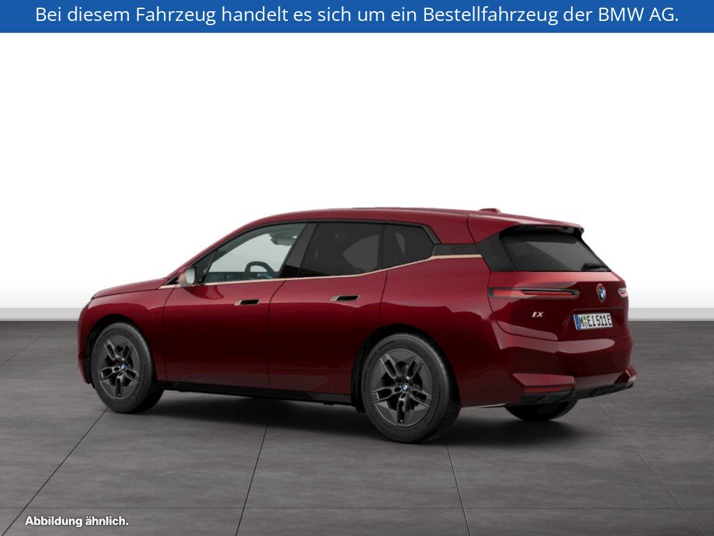 Fahrzeugabbildung BMW iX xDrive45