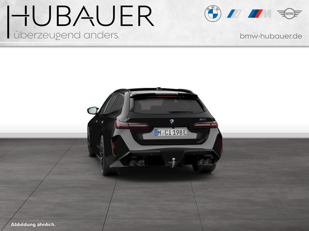 Fahrzeugabbildung BMW M5 Touring [HUD, AHK, ACC, B&W Sound, RFK]