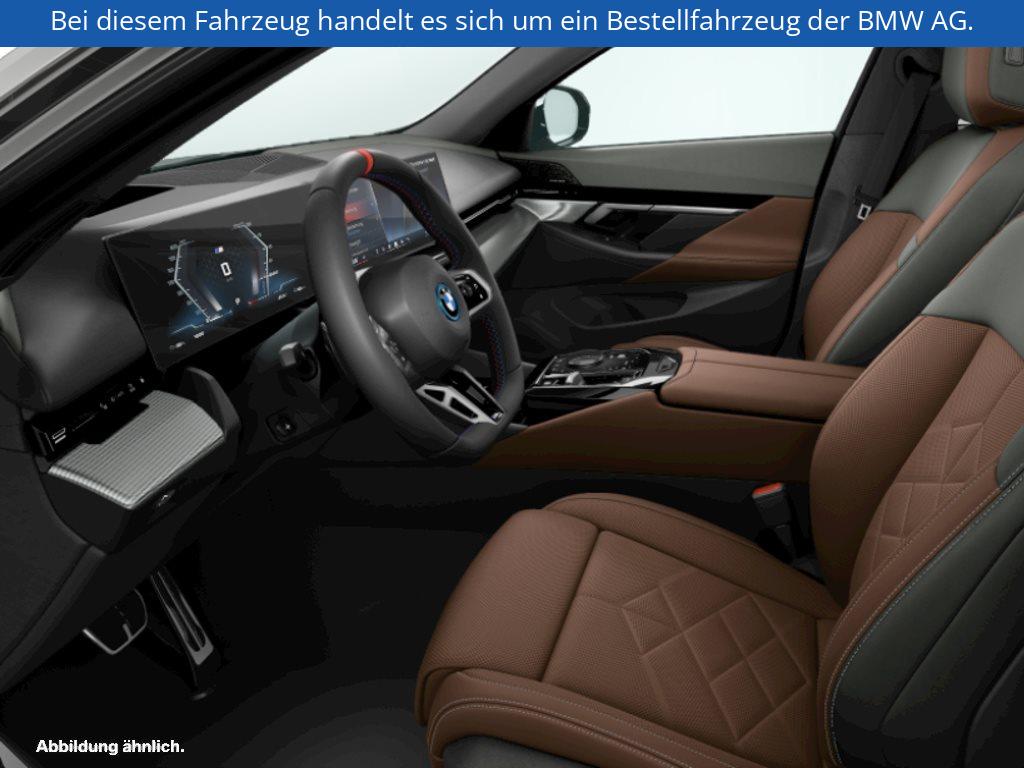 Fahrzeugabbildung BMW i5 M60 xDrive Touring