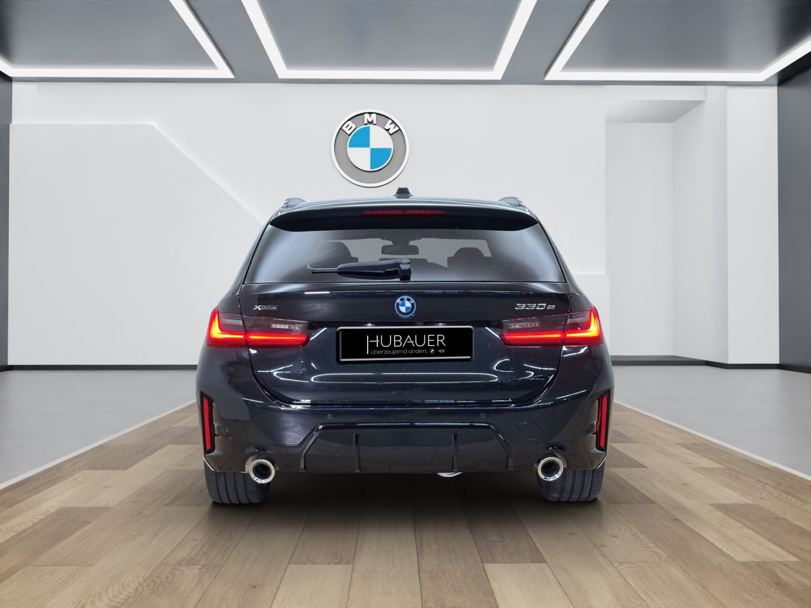 Fahrzeugabbildung BMW 330e xDrive Touring [M Sport, AHK, ACC, RFK, HiFi, 18 LMR]