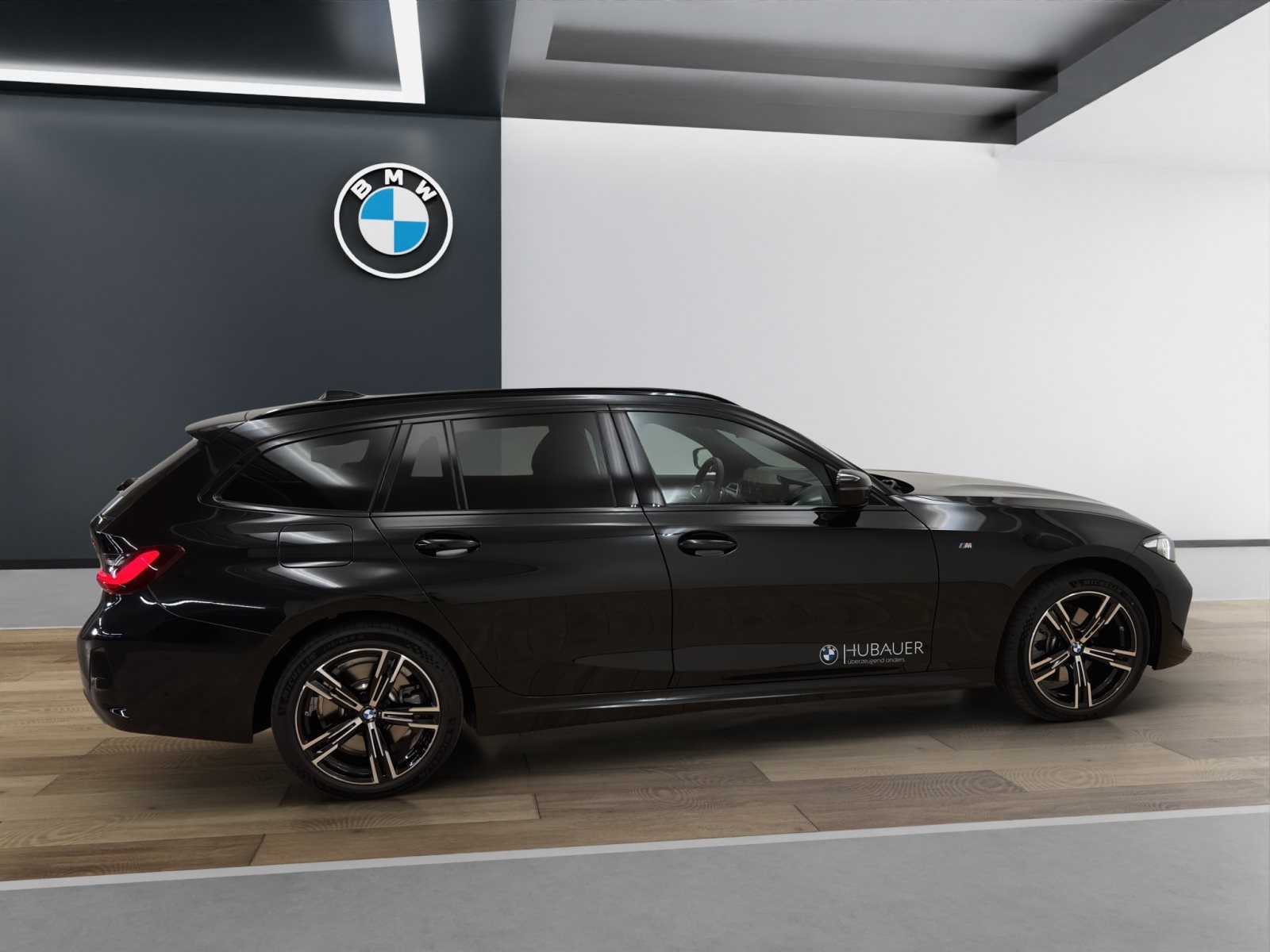 Fahrzeugabbildung BMW 330e xDrive Touring [M Sport, AHK, ACC, RFK, HiFi, 18 LMR]