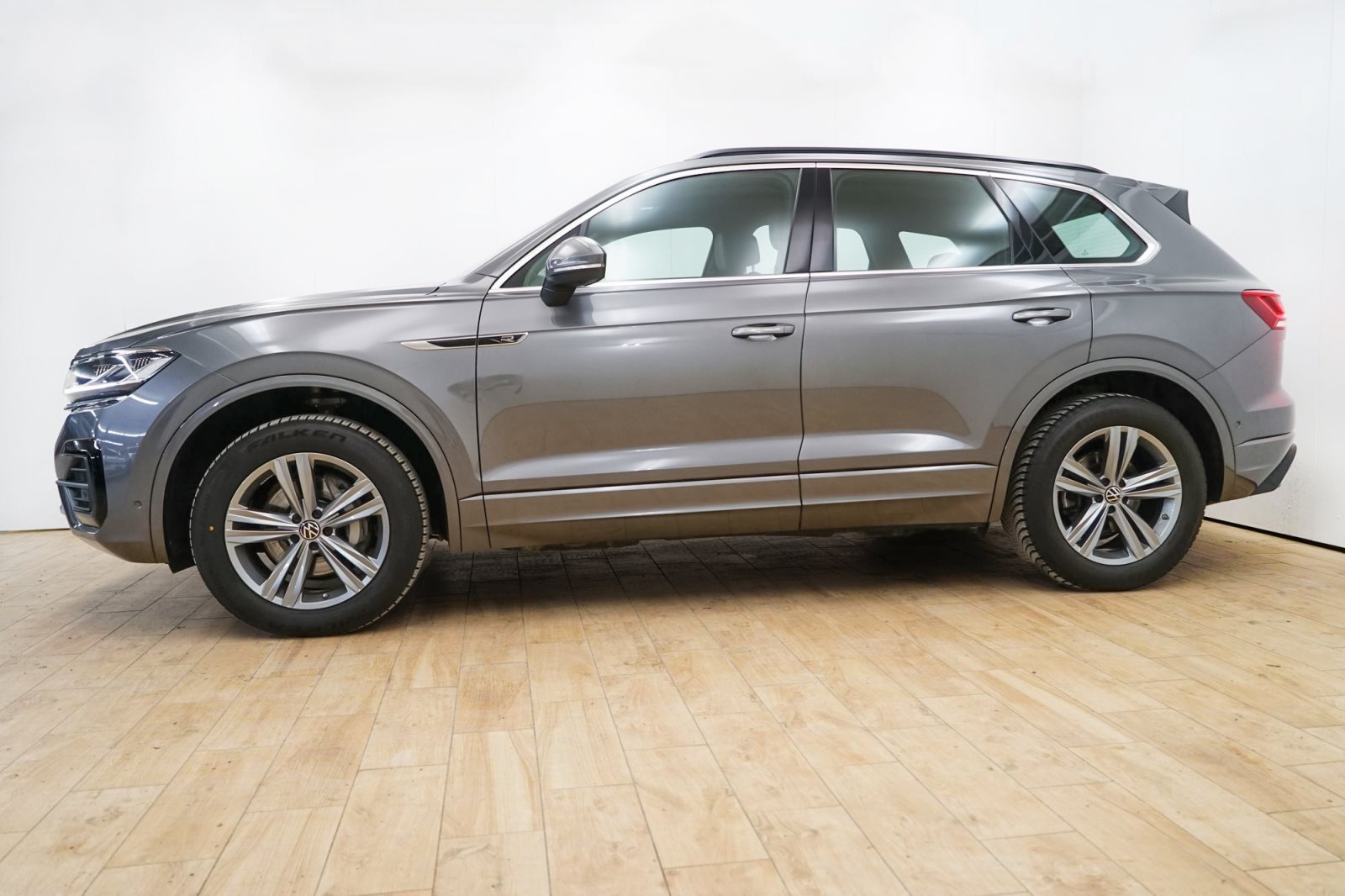Fahrzeugabbildung Volkswagen Touareg 3.0 V6 TDI 4Motion [R-Line, Navi, ACC, RFK]