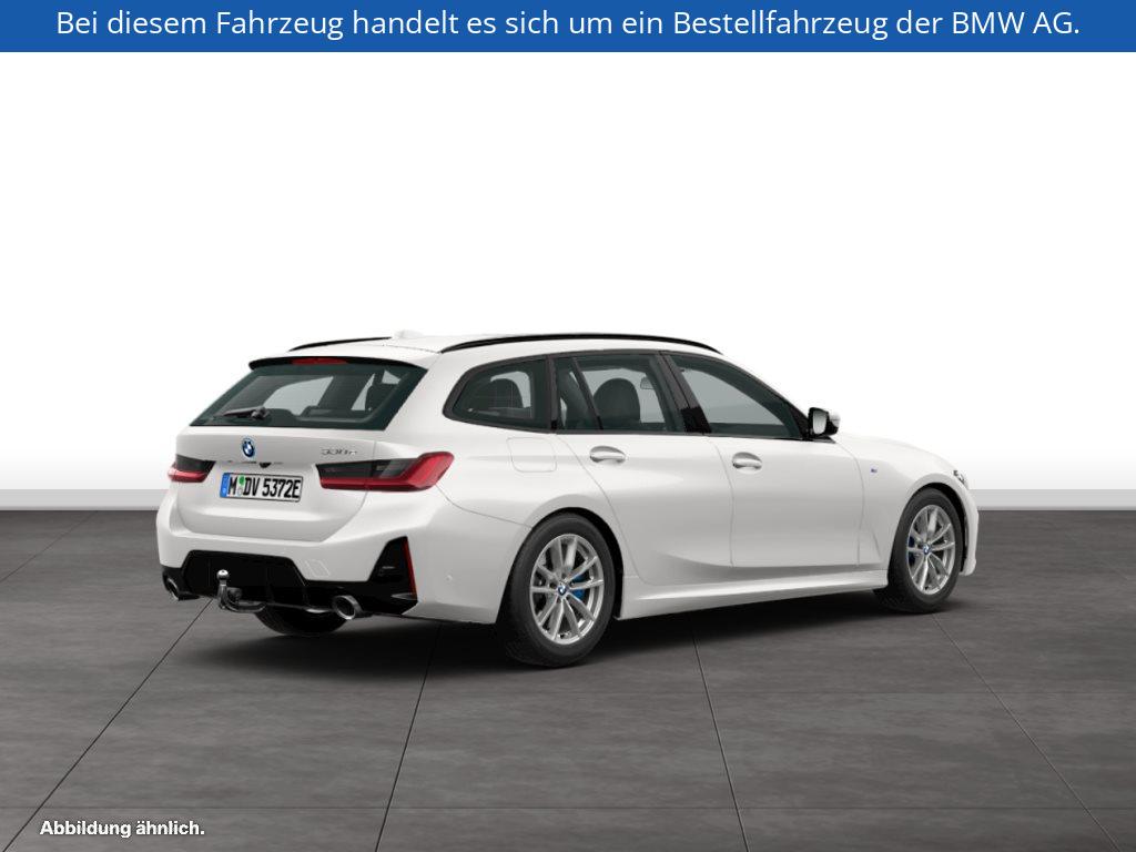 Fahrzeugabbildung BMW 330e Touring