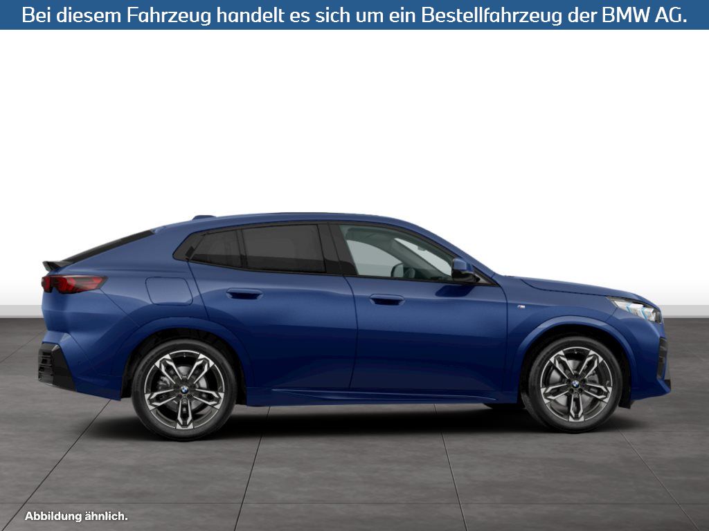 Fahrzeugabbildung BMW X2 sDrive20i