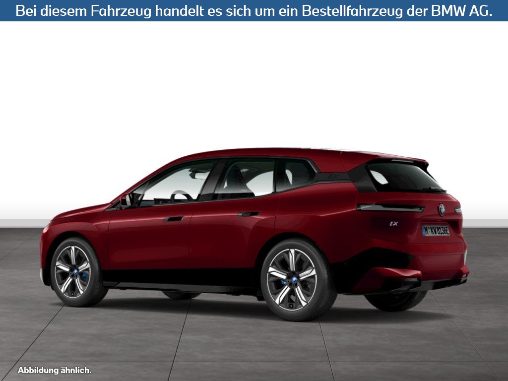 Fahrzeugabbildung BMW iX xDrive50