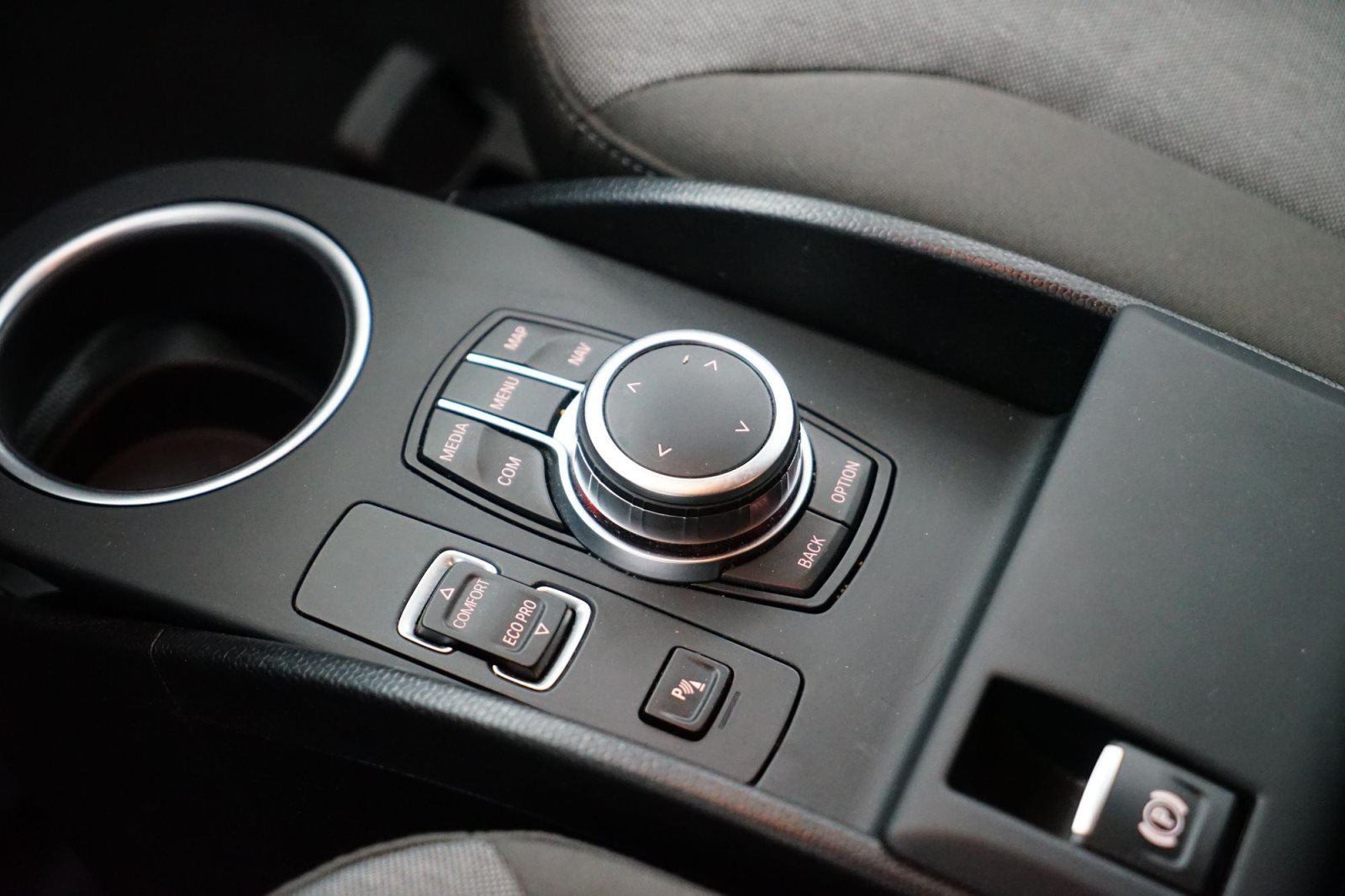 Fahrzeugabbildung BMW i3 120Ah [Navi, RFK, SHZ, PDC, Klimaaut.]