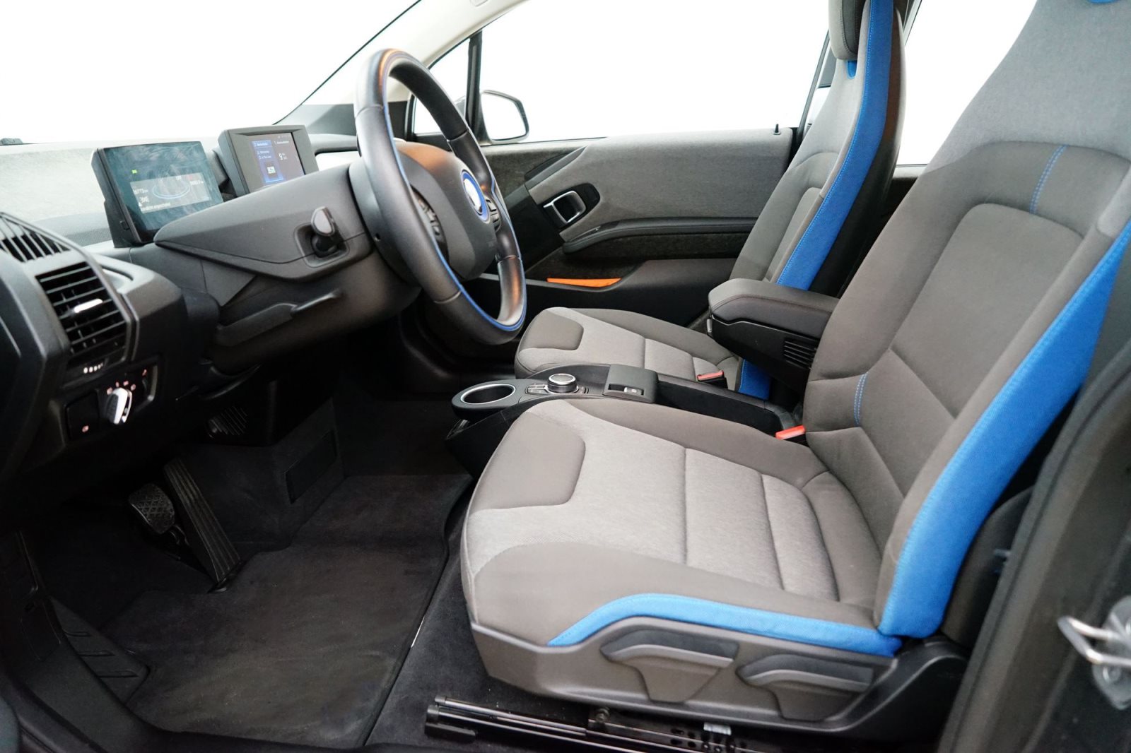 Fahrzeugabbildung BMW i3 120Ah [Navi, RFK, SHZ, PDC, Klimaaut.]