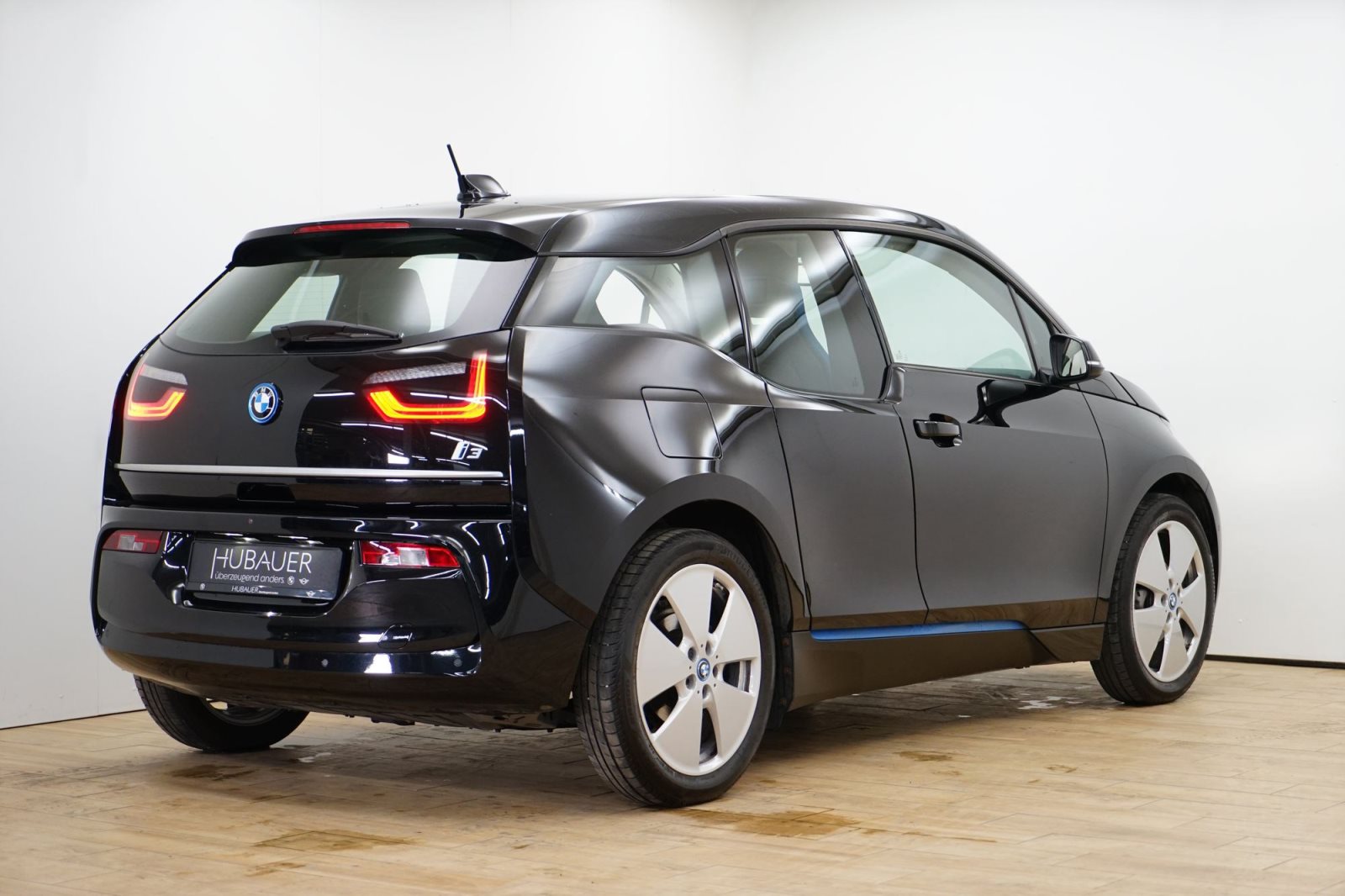 Fahrzeugabbildung BMW i3 120Ah [Navi, RFK, SHZ, PDC, Klimaaut.]
