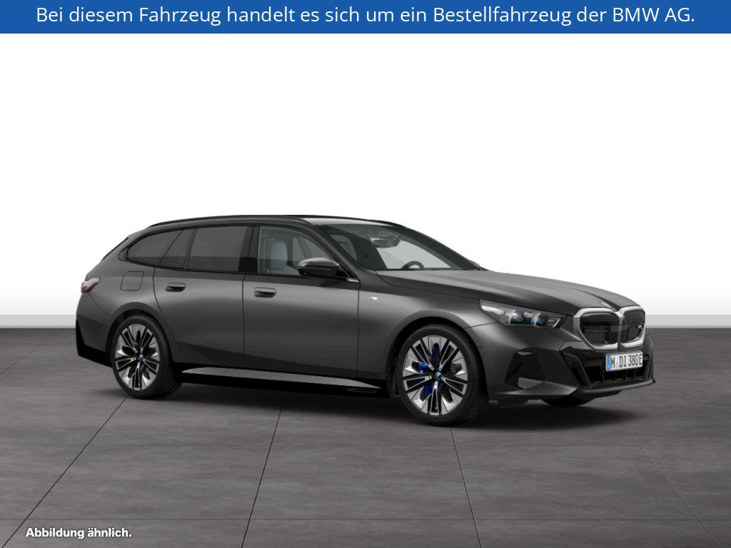 Fahrzeugabbildung BMW i5 M60 xDrive Touring